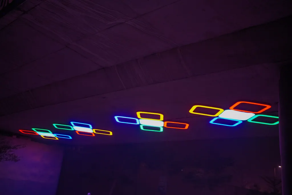 A diagonal view of the cluster lights across the bridge soffit